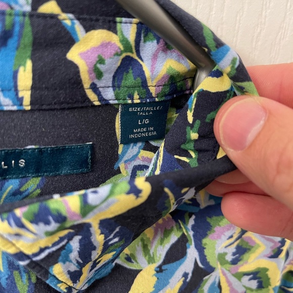 Casual Perry Ellis button down shirt - Picture 3 of 3